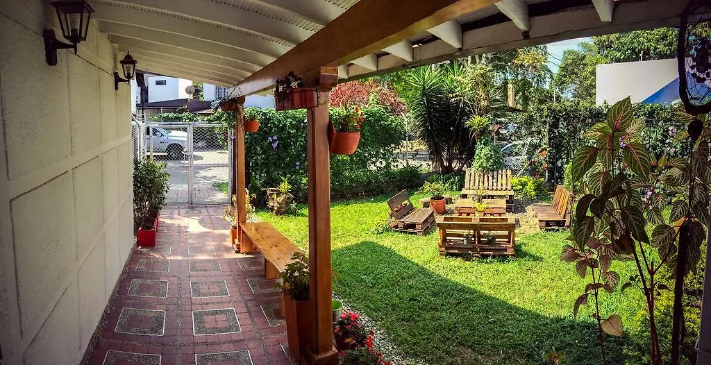 Blackpine Hostel Medellín